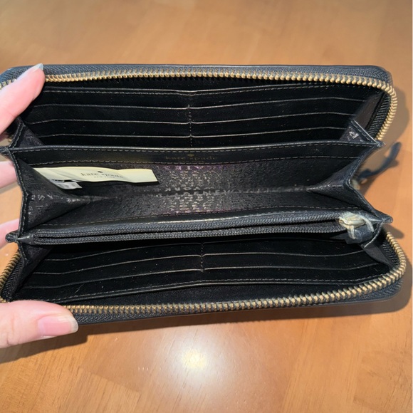 Kate Spade Ooh La La Poppy Wallet - Picture 2 of 3